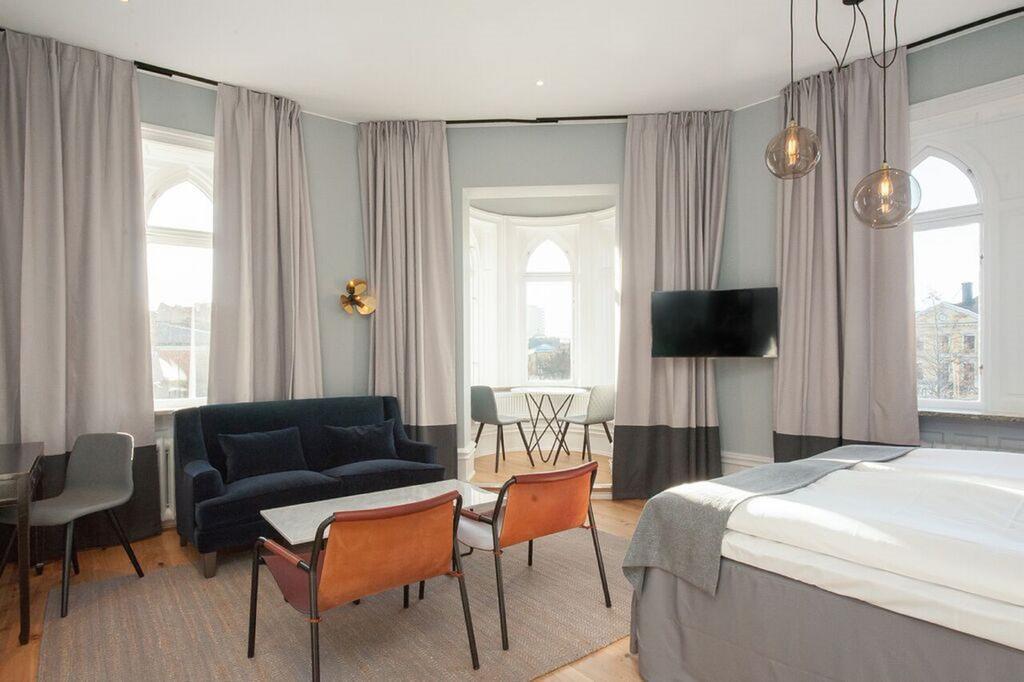 Home Hotel Borgen أوربرو المظهر الخارجي الصورة