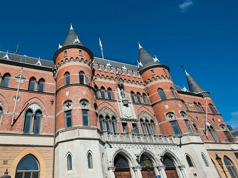 Home Hotel Borgen أوربرو المظهر الخارجي الصورة